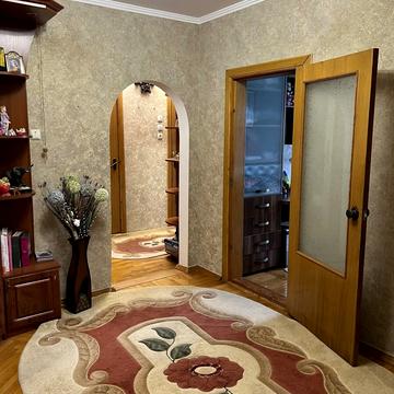 Панаса Мирного вул., 28