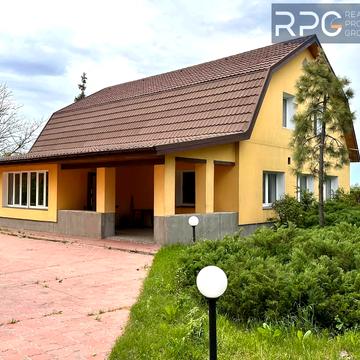 Героїв України вул.