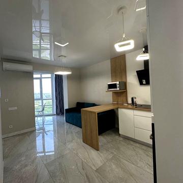 Набережна Перемоги вул., 42