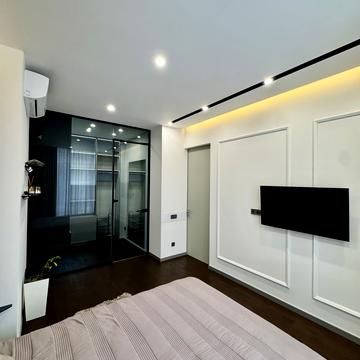 Саперне Поле вул., 3