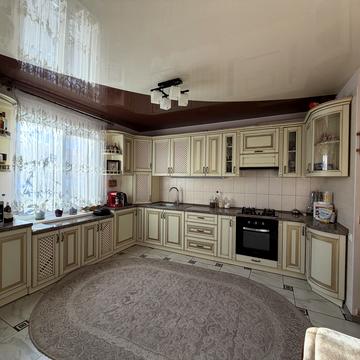 Івана Франко, 32