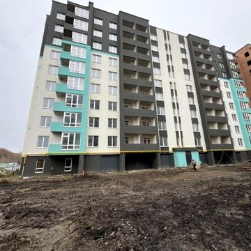 Нижня Берегова вул., (Будинок)