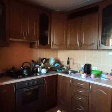 Полярна вул., 3