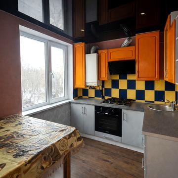 Андрія Первозванного вул. (Стахурського), 16