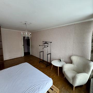 Кіото вул., 13