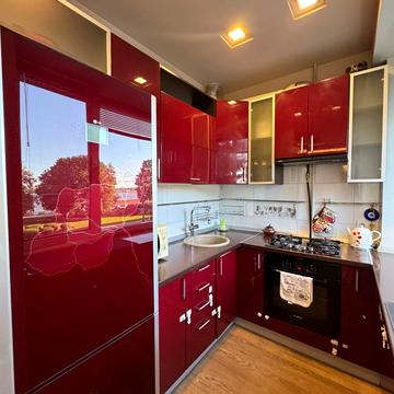 Січеславська Набережна вул., 37