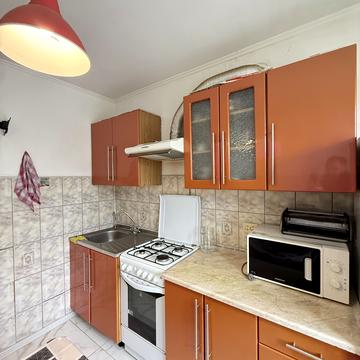 Гетьмана Івана Мазепи вул. (Топольна), 19