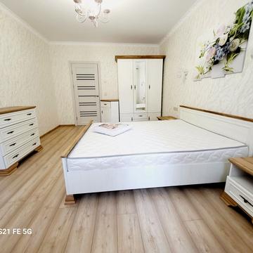 Урлівська вул., 38