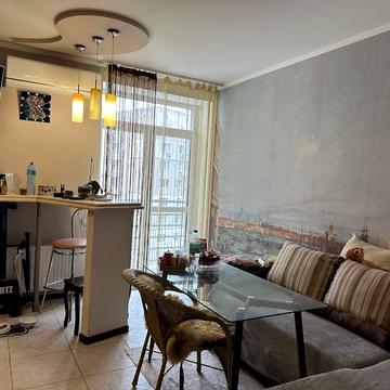 Академіка Андрія Сахарова вул., 82