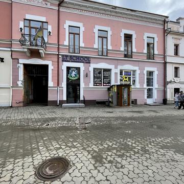 Корзо вул., 4