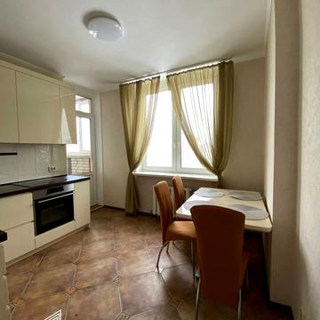 Олени Пчілки вул., 2