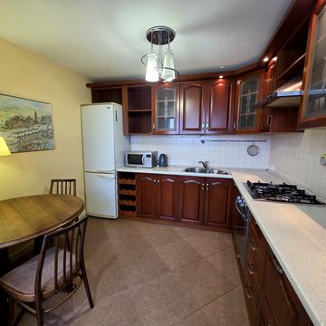 Князя Романа Мстиславича вул. (Генерала Жмаченка), 4