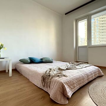 Микільсько-Слобідська вул., 4