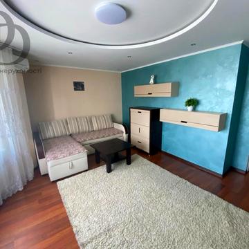 Теплична вул., 38