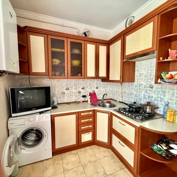 Плугова вул., 4а