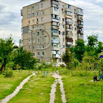 Івана Миколайчука вул. (Серафимовича), 19/2