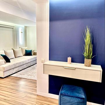 Князя Святослава пл., 5