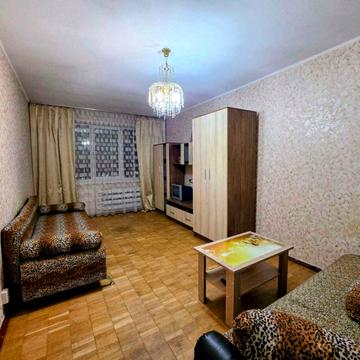 Голосіївська вул., 4