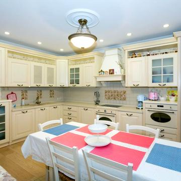 Сергія Зорського вул. (Гагаріна), 3