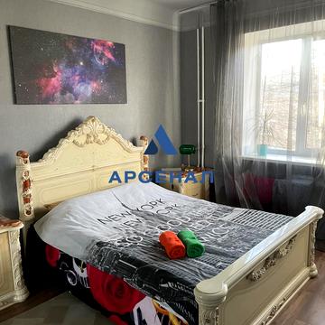 Академіка Муравченка вул., 7