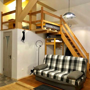 Спиридонівська вул., 14