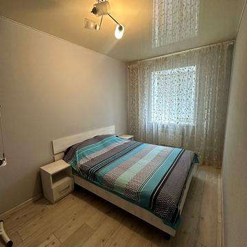 Арсенія Тарковського вул. (Володарського), 18