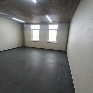 Пілотська вул., 10А