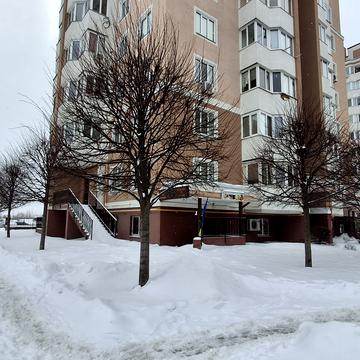 Бориса Гмирі вул., 10