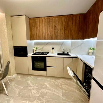 Білогірська вул., (Будинок)