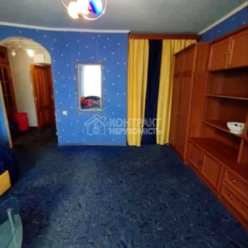 Студентська вул., 5/2