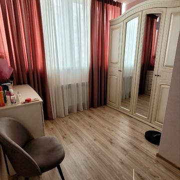 Чубинського вул., 8-В