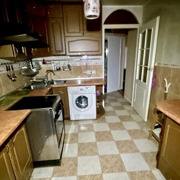 Володимира Івасюка просп. (Героїв Сталінграду), 20