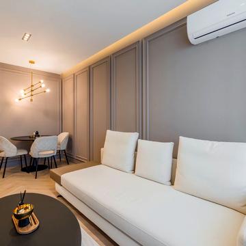 Зарічна вул., 2 к1