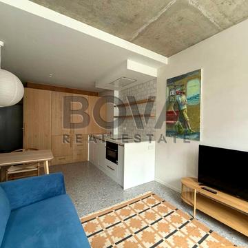 Кирилівська вул. (Фрунзе), 37