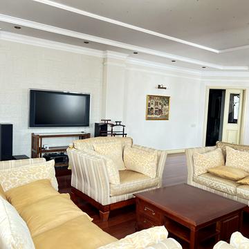 Олександра Кониського вул., 28А-30А