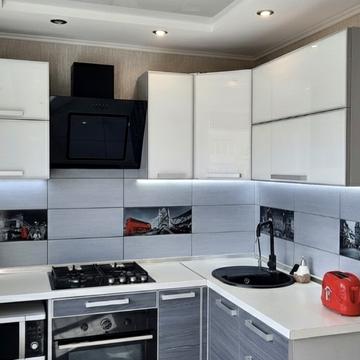 Запорізька вул., 2