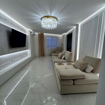 Юрія Шумського вул., 5