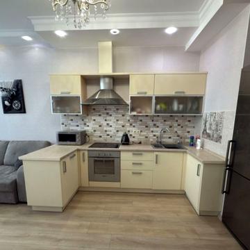 Незалежності вул., 12/2