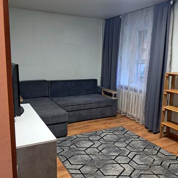 Отакара Яроша вул., 33