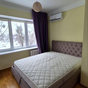 Героїв Оборони вул., 7