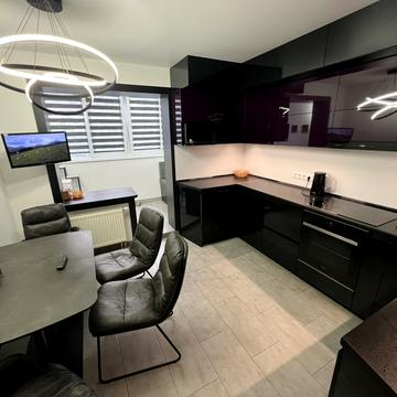 Балтійський пров., 5