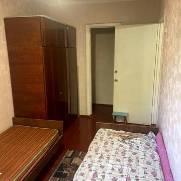 Олександра Поля просп. (Кірова), 129