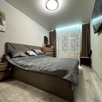 Полтавська вул., 24