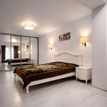 Володимира Івасюка просп. (Героїв Сталінграду), 28