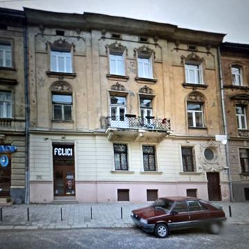 Панаса Саксаганського вул., 20