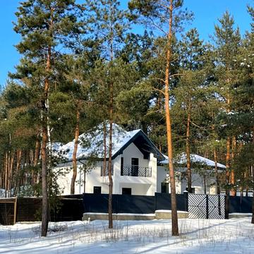 Каштанова вул. (Тракторна), 128а