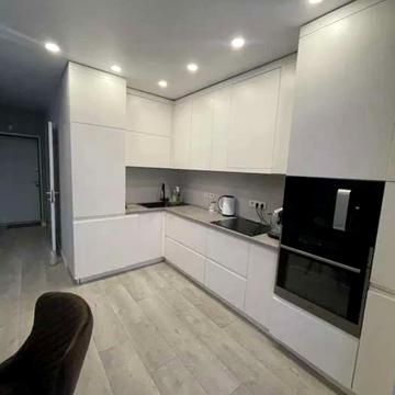 Ньютона вул., 110