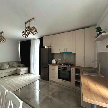 Пасічна вул., 84а