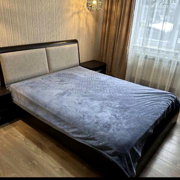 Михайла Яцкова вул. (), 18