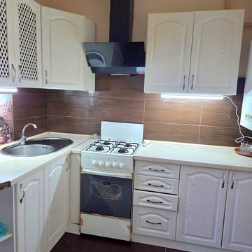 Михайла Грушевського вул., 66